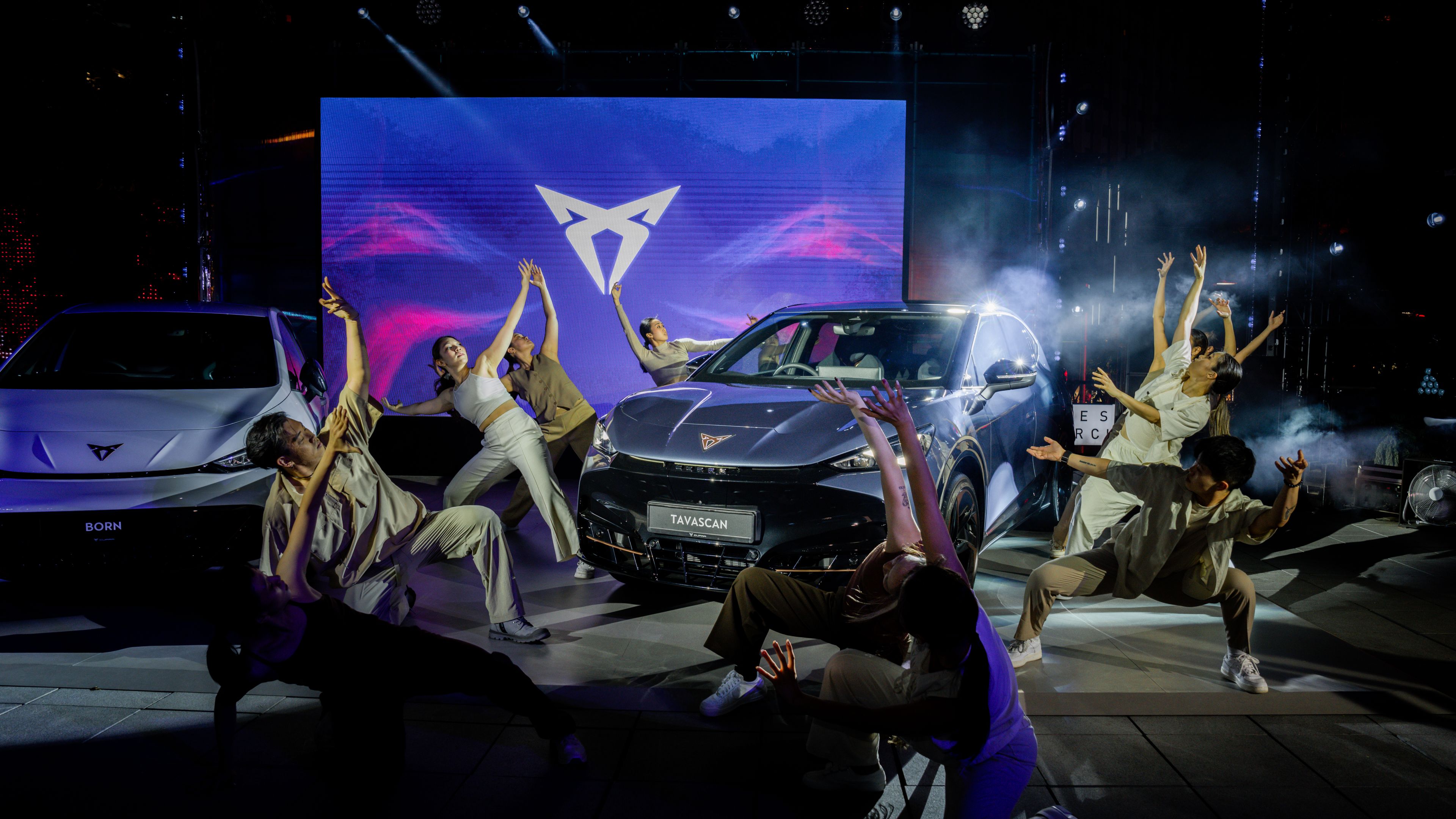 CUPRA Tavascan with dancers presenting the car launch