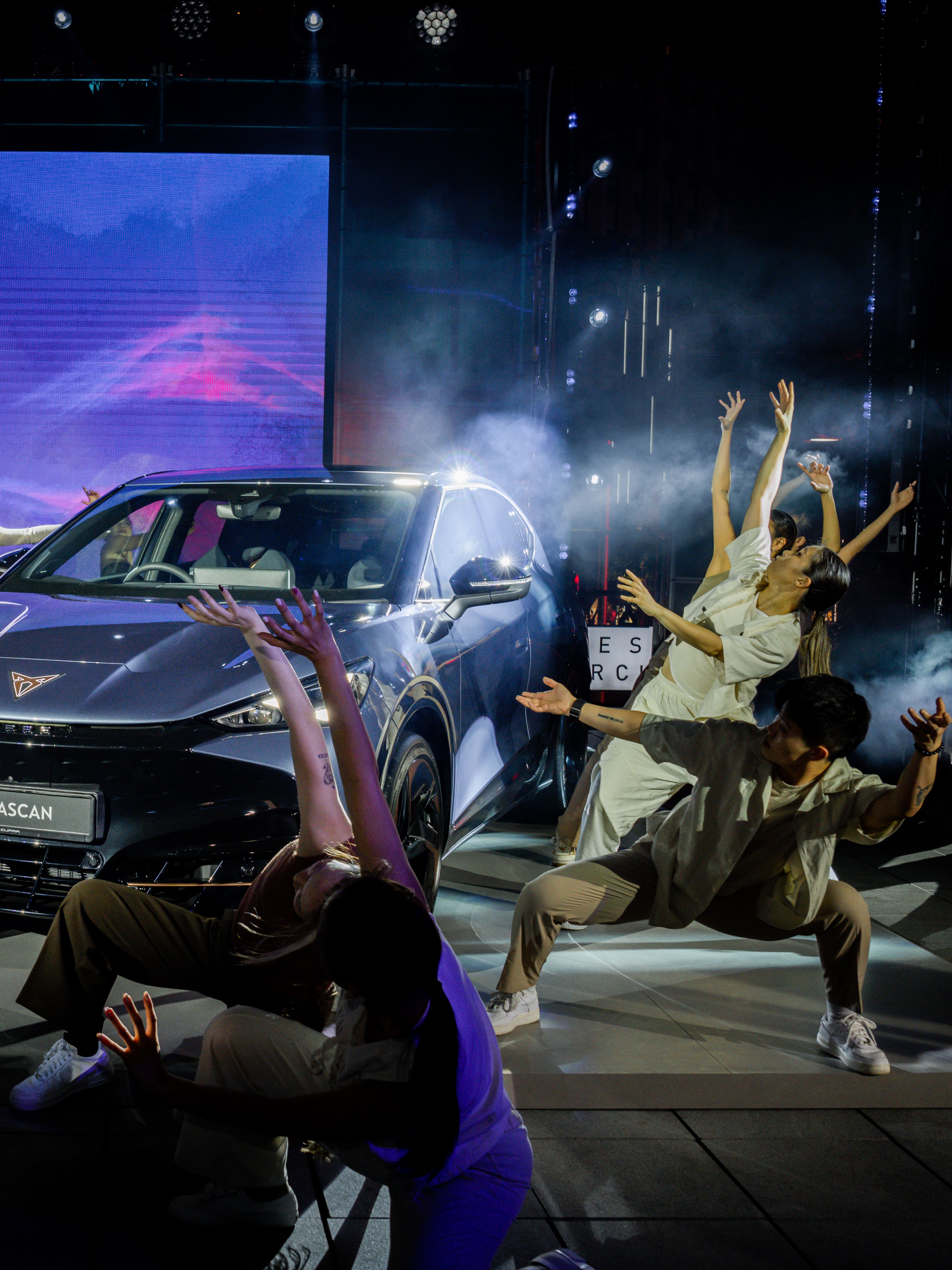 CUPRA Tavascan with dancers presenting the car launch