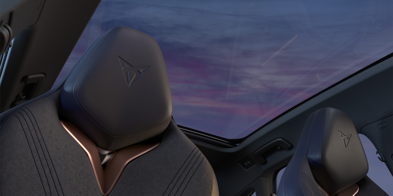 Close up image of CUPRA Tavascan sunroof 
