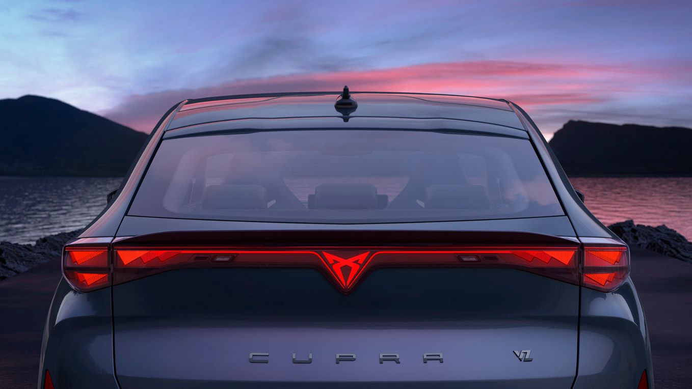 The back of CUPRA Tavascan, the rear light is lighting up