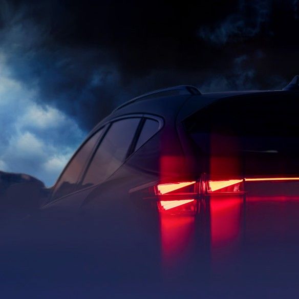 CUPRA Formentor showing rear lighting of the car 
