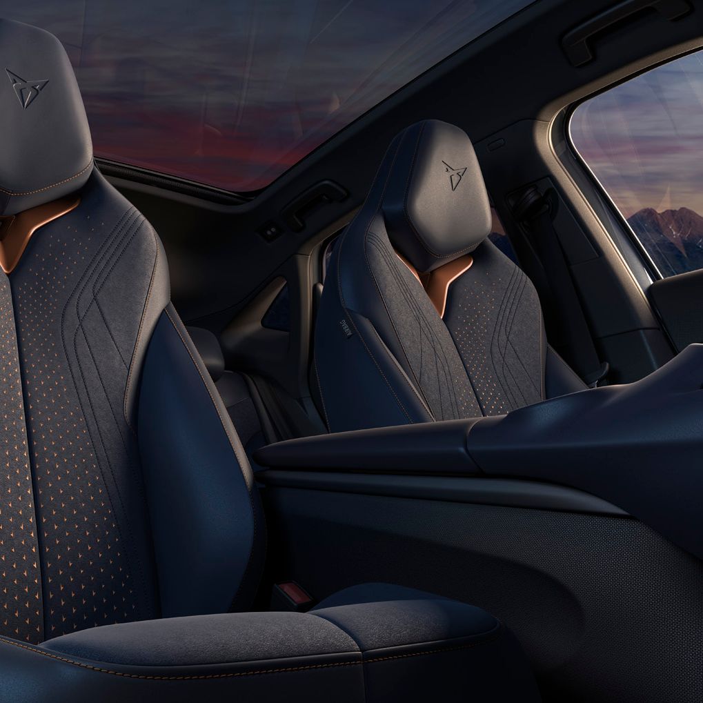 CUPRA Tavascan interior dark crusader seats