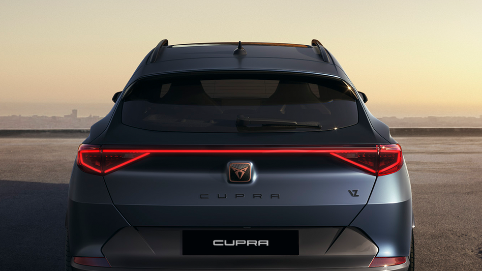A back view of the CUPRA Leon